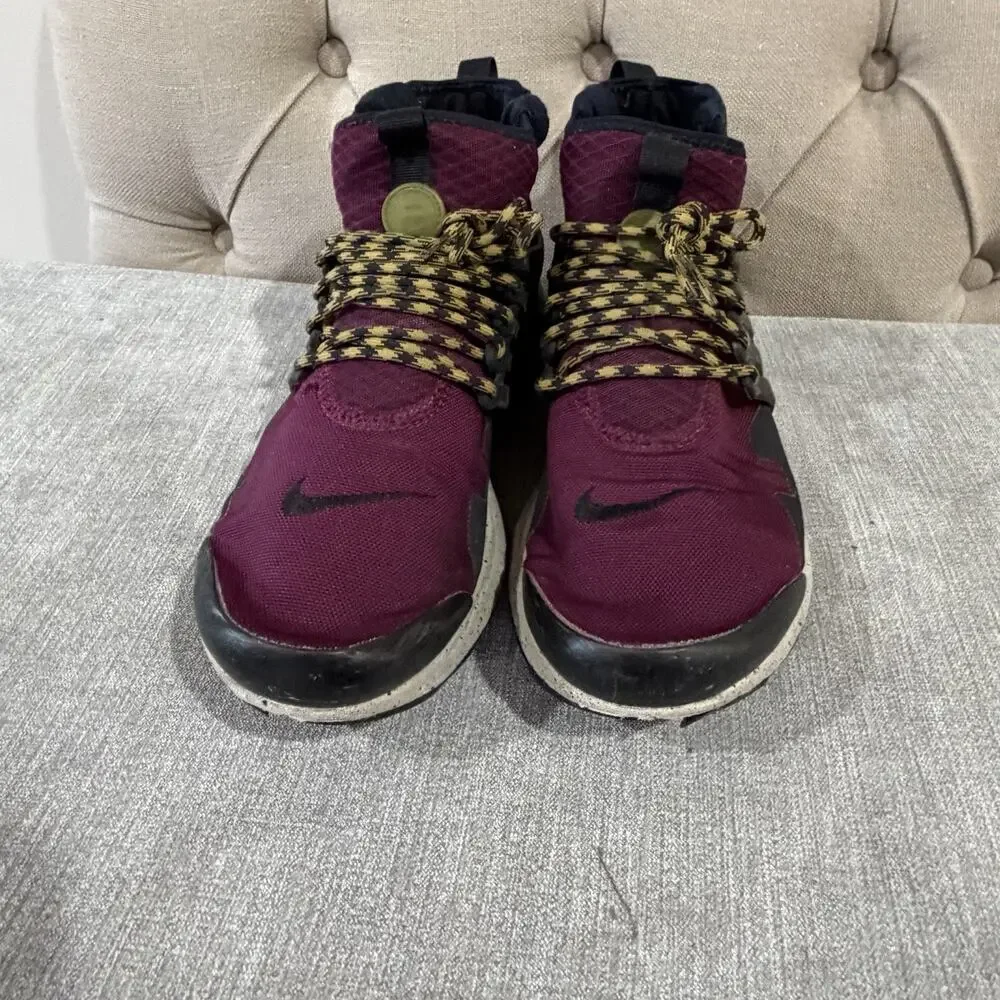 Nike pre owned